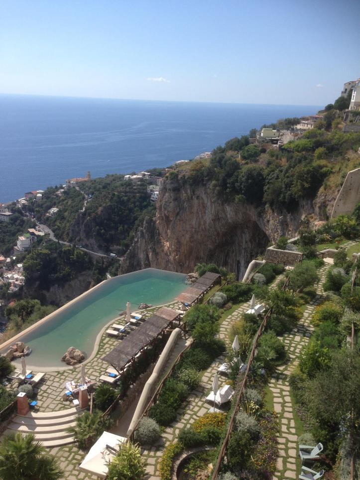 58440097_370841693533482_2769994610154405888_n