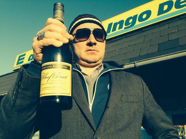 4E916674-F21C-475C-B3E9-52F8D4501159