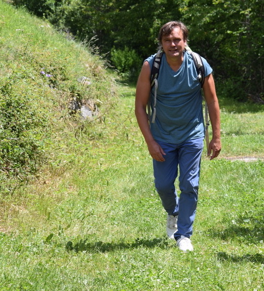 9765BBCA-F9E6-4519-A67E-06C98C681503_1_105_c 2